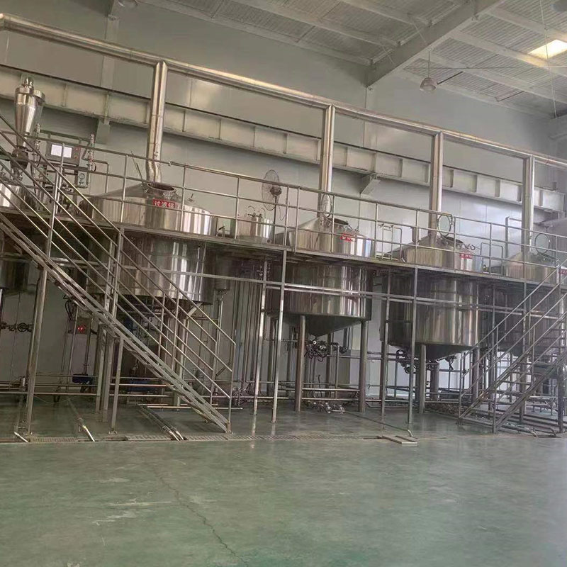 东昌精酿啤酒设备厂—平面布置、设备设计、制造、调试、培训等一条龙服务_COPY